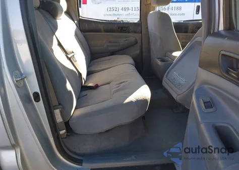 2005 Toyota Tacoma Base V6 z USA, uszkodzony, nr VIN 5TEMU52N55Z124171